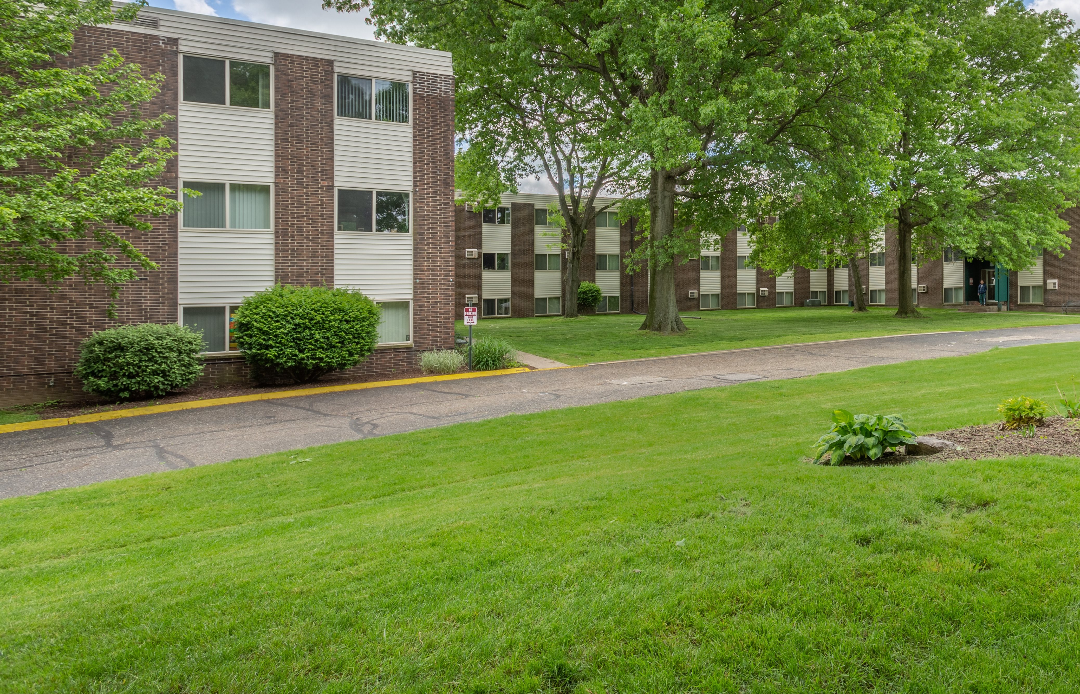 Lush Green Outdoors at Jordan Court Apartments,  Integrity Realty, Ohio, 44240